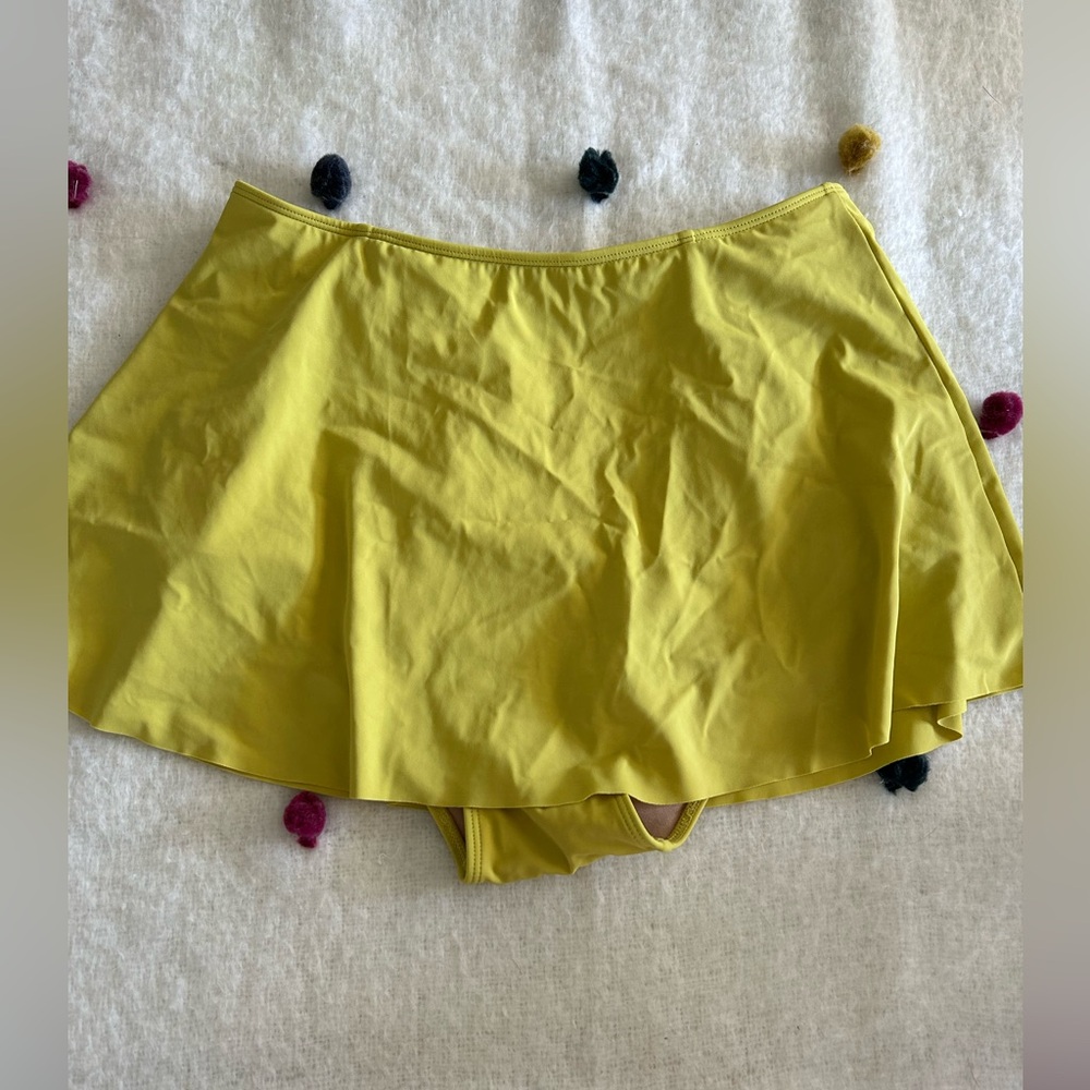 Medium burnt lime skirt